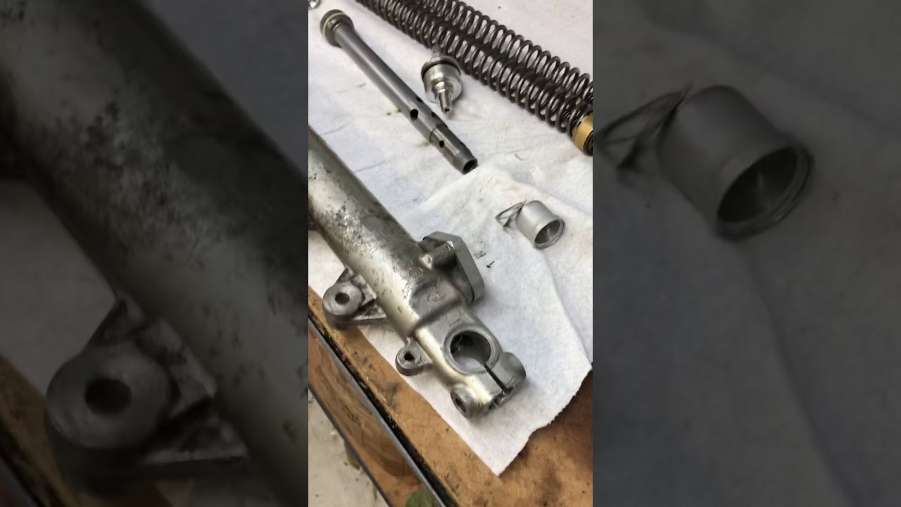 RG500 Rebuild - Front Fork Part 2