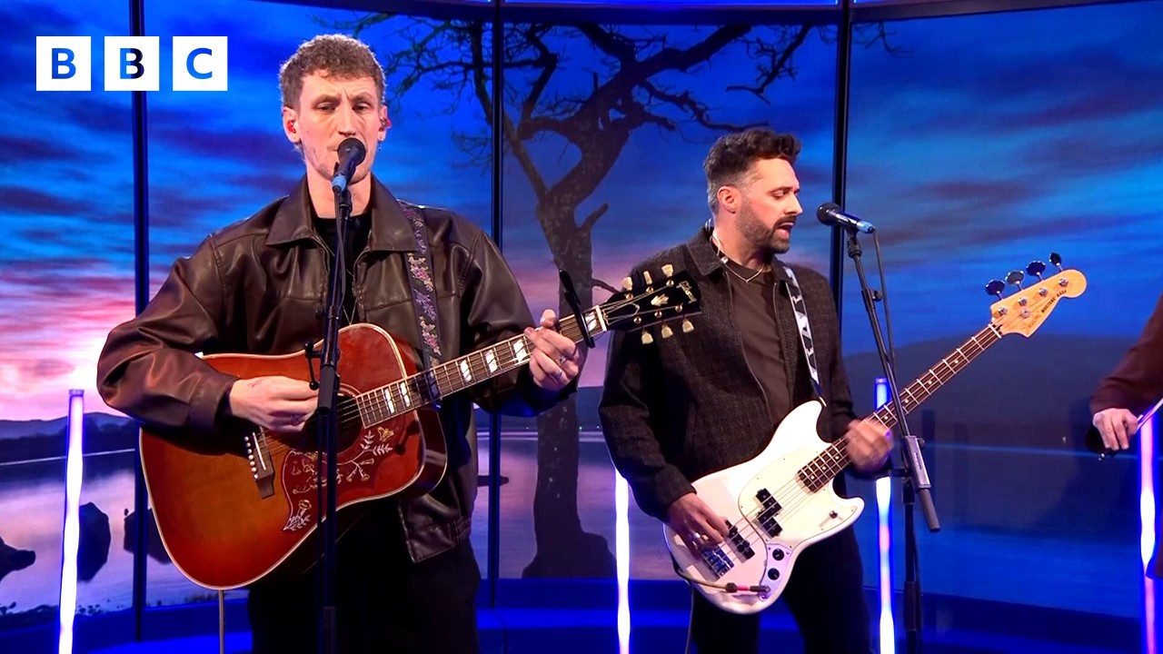 Nathan Evans and SAINT PHNX perform ‘Milarrochy Bay’ | The One Show - BBC