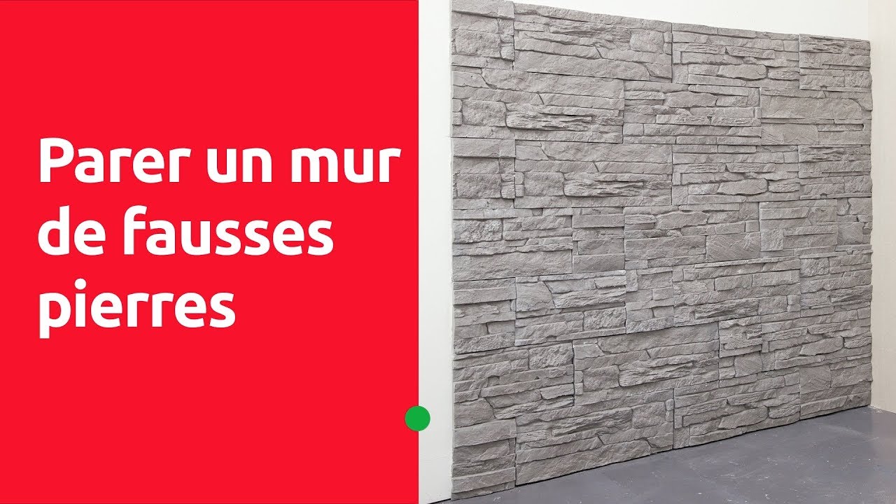 Parer un mur de fausses pierres