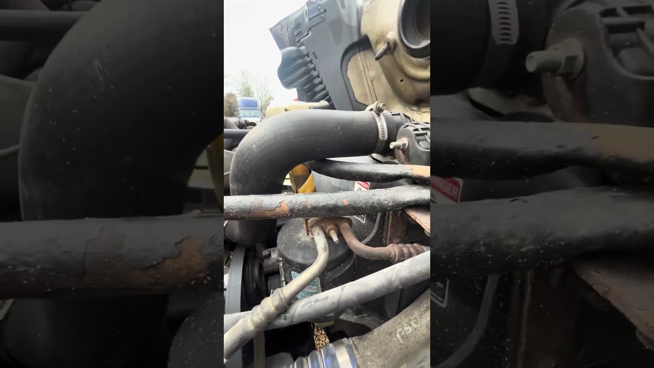 Alta temperatura/ freightliner cascadia/ Detroit DD15/ termostato dañado/ thermostat damaged.
