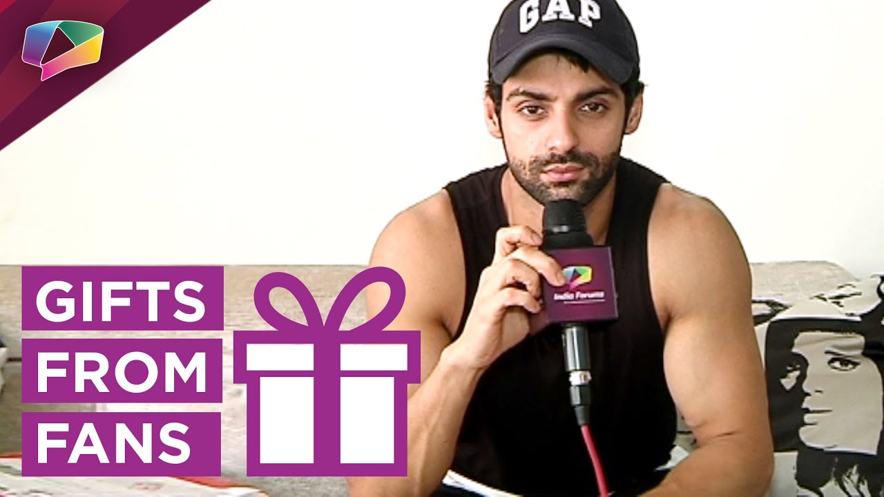 Watch Karan Wahi receive gifts from his fans Part-2