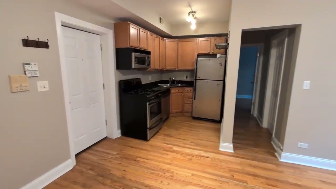 6812 N Wayne #3C Walkthrough