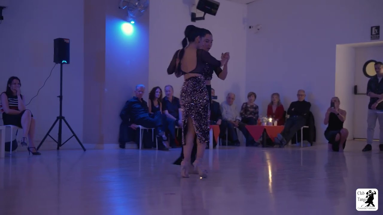 2025 Silvina y Ginette 02