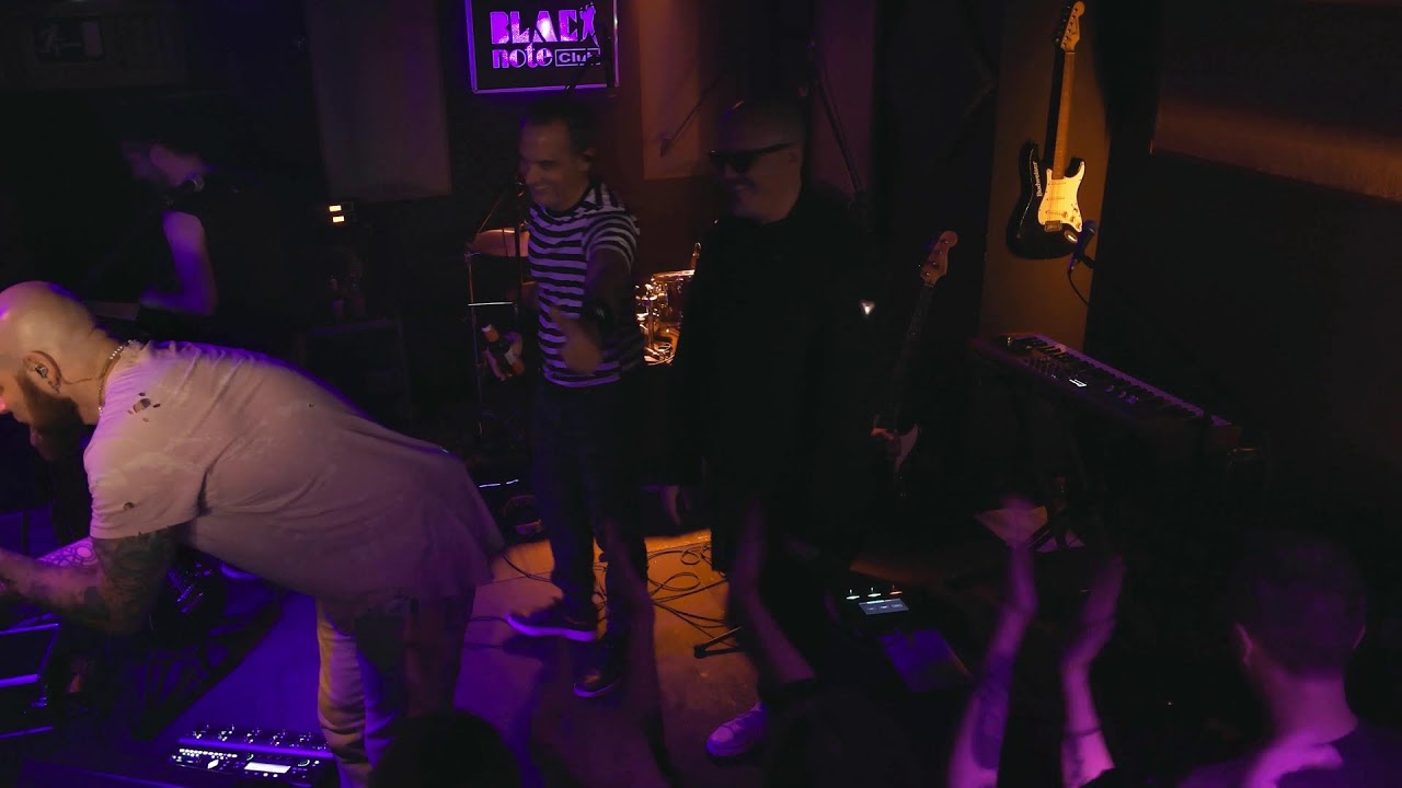QUEEN TRIBUTE by GREEN COVERS