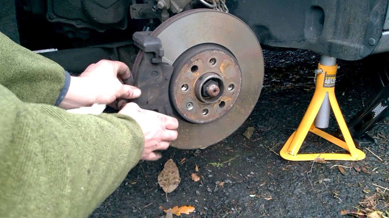 How To REPLACE FRONT BRAKE PADS Astra H mk5