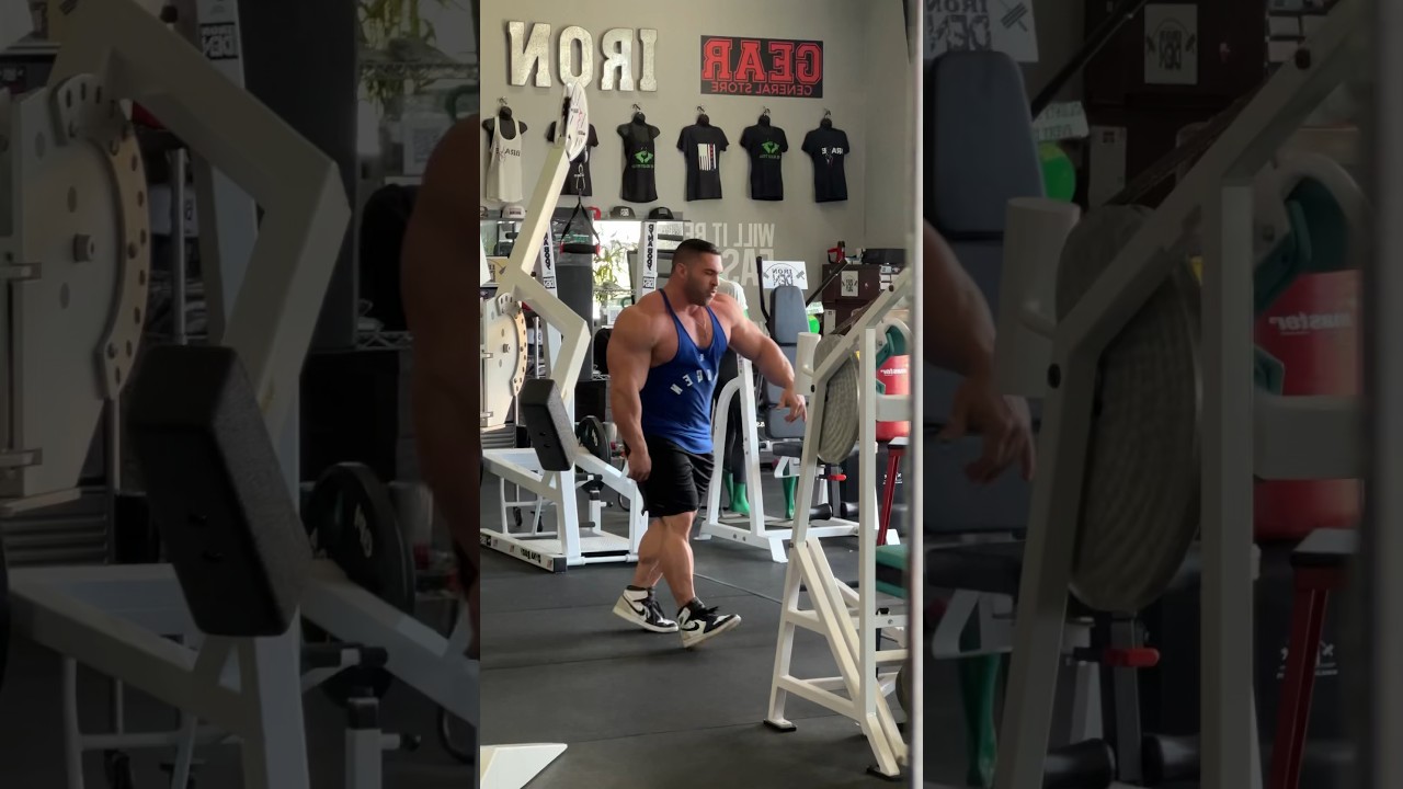 Derek caught in between reps 