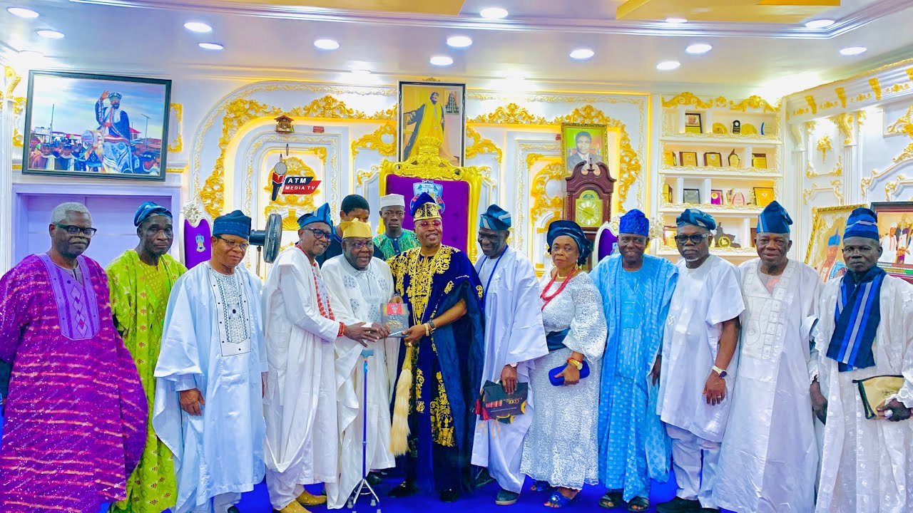 IGBIMO AGBA YORUBA VISITS OLUWO OF IWOLAND