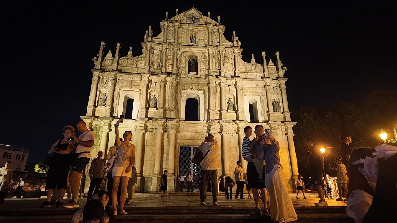 Ruins of St. Paul’s at Night | Walking Through Old Macau (No Talking)