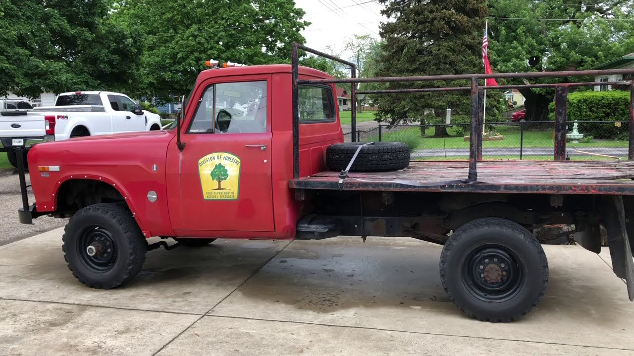 1970 International 1300D Forestry Truck