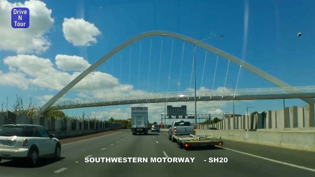 Drive to Auckland International Airport Standard Parking in New Zealand