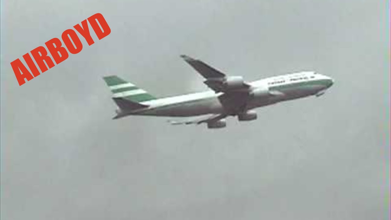 Cathay Pacific 747 Takeoff Runway 31 Kai Tak