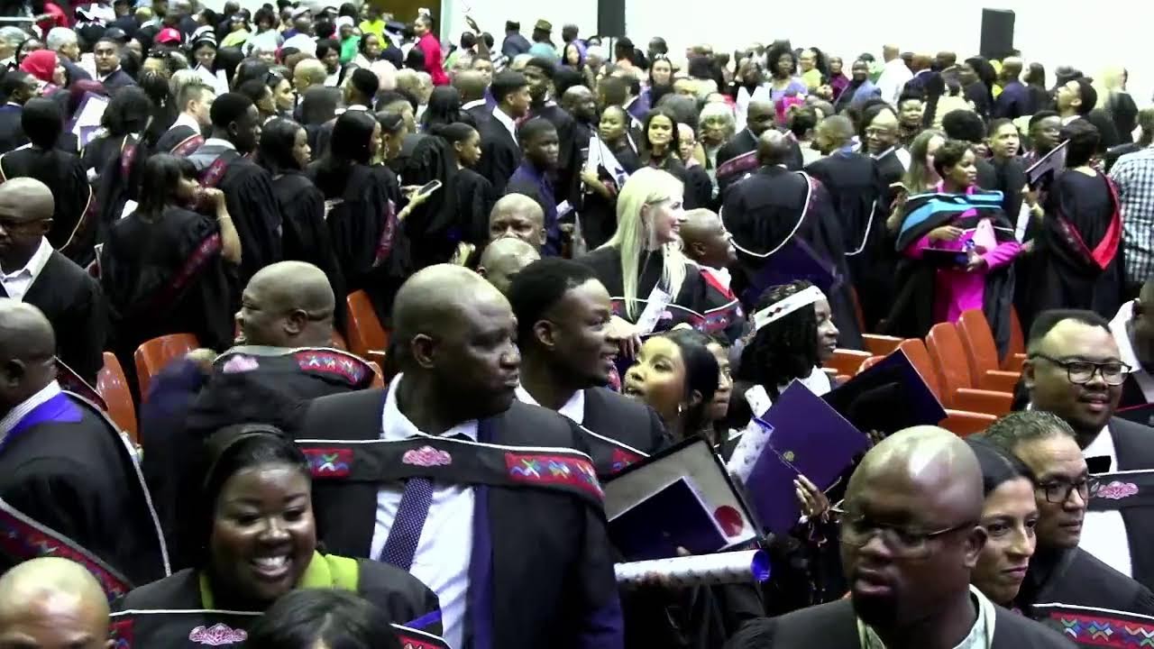 Autumn Graduation 2025 | Ceremony 11 - 17 April - 09H30