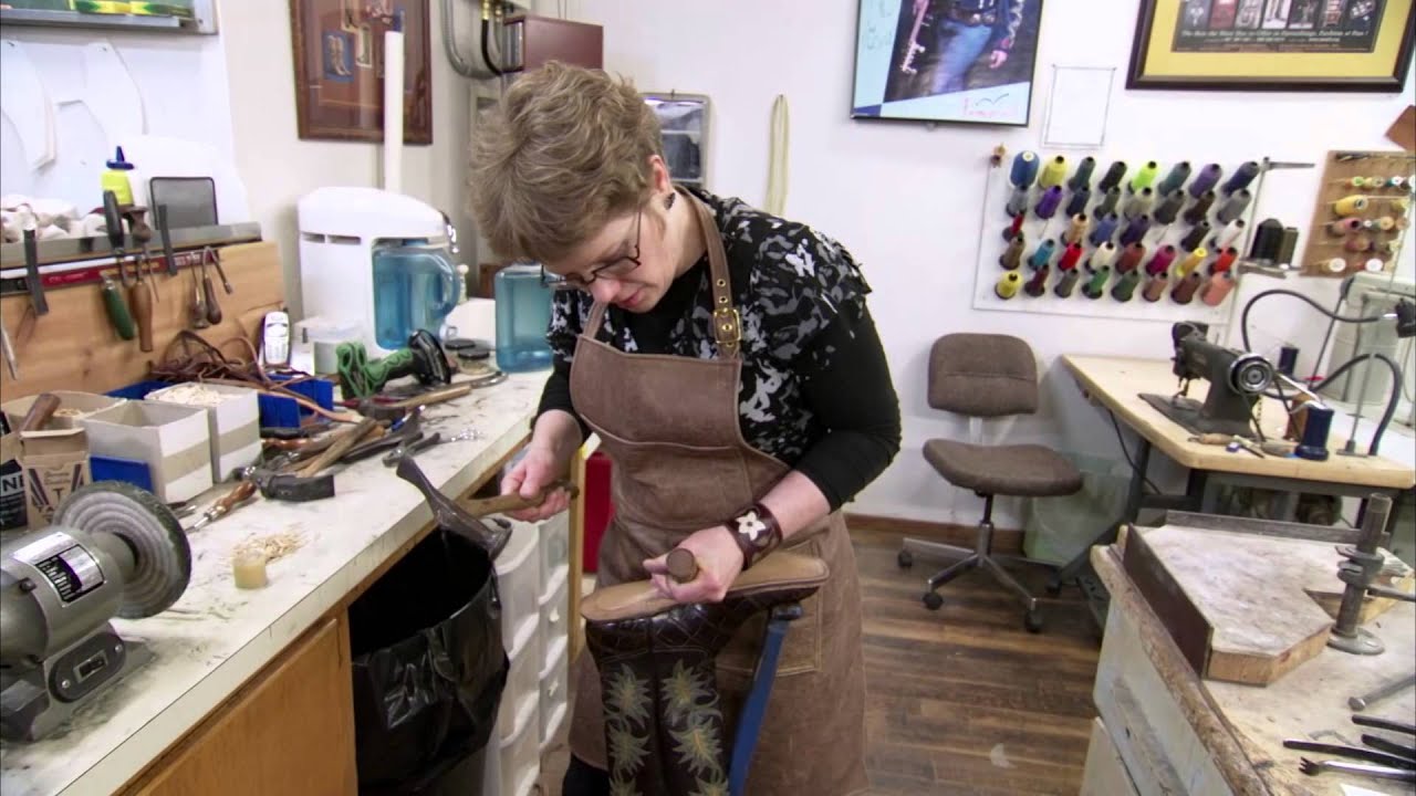 FAMILY explores the creative environments of four families of craft artists