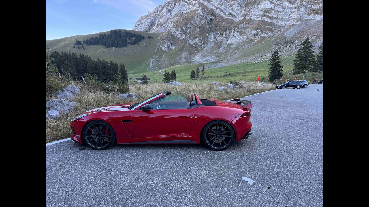 Driving the Schwägalp pass in a Jaguar f-type SVR