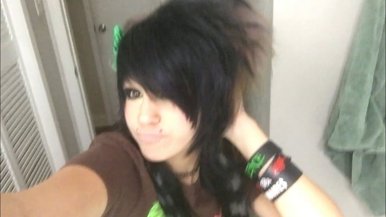 mini hair tut O.o