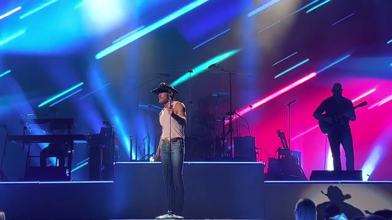 @timmcgraw “Don’t Take The Girl” Mcgraw Tour 20222 Jacksonville Florida