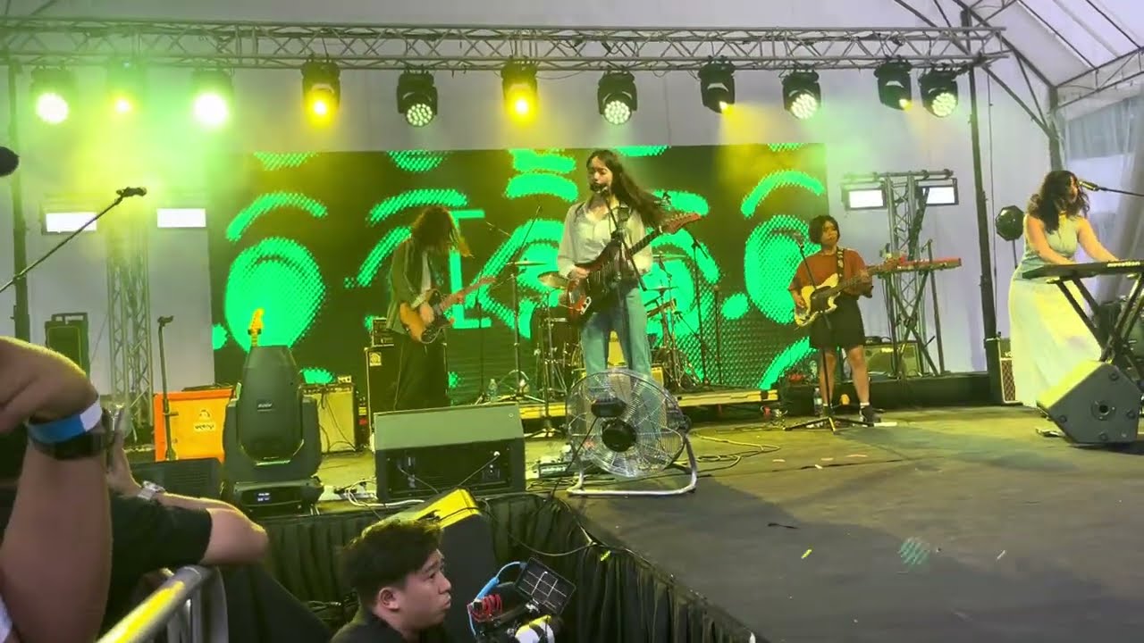 Bigger - Fazerdaze | Live at Trifecta Music Festival Singapore 2023