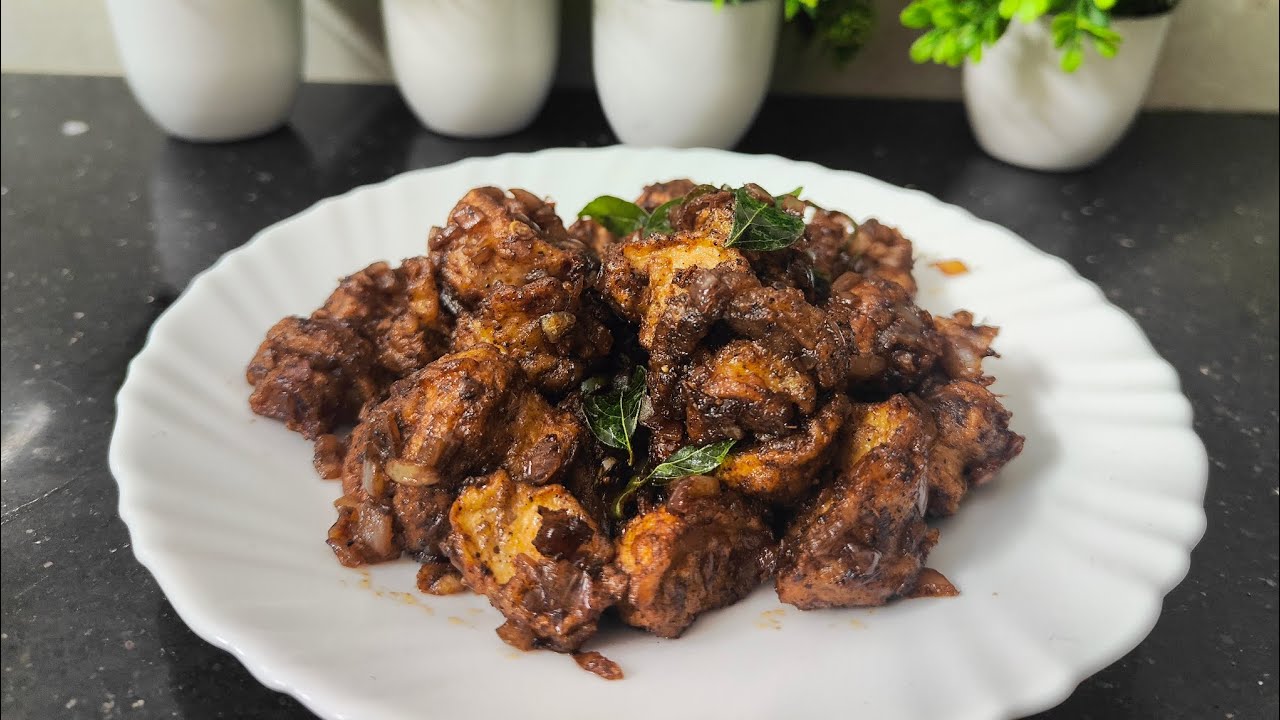 Crispy mushroom pepper fry restaurant style | Starter | Spicy Mushroom recipe  #trending  #food