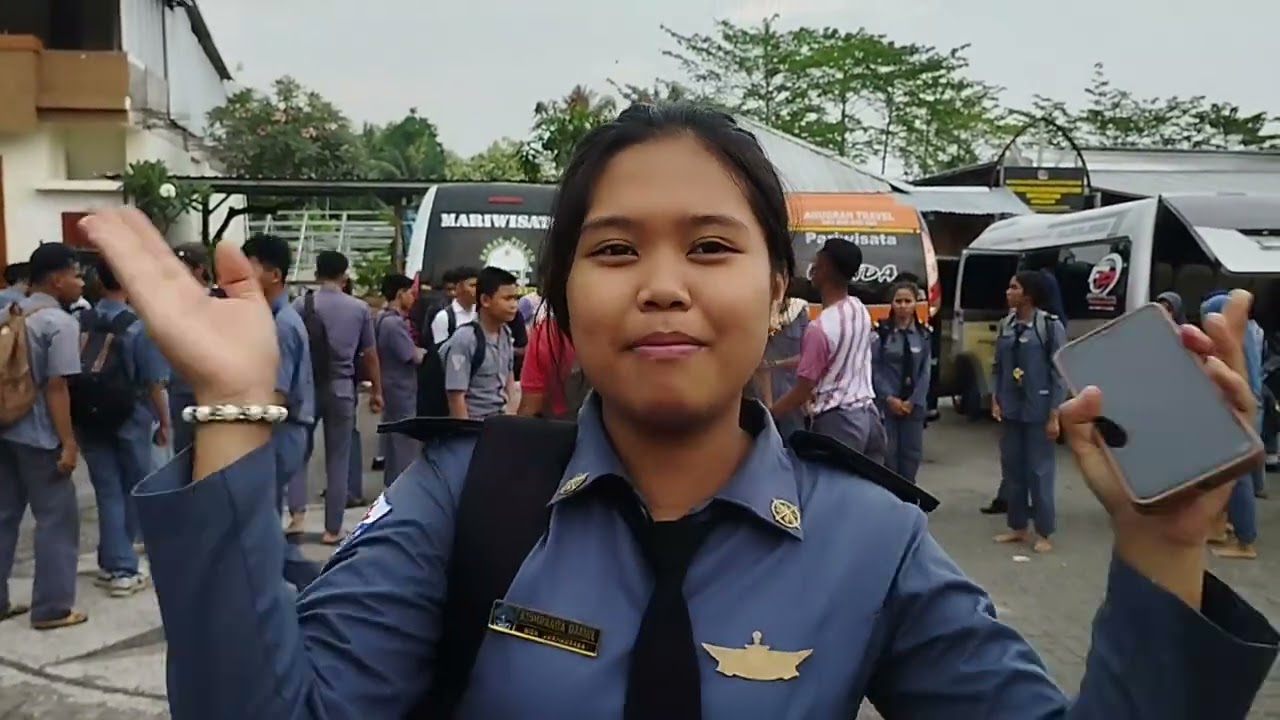 rekreasi ke pemandian sendang gile