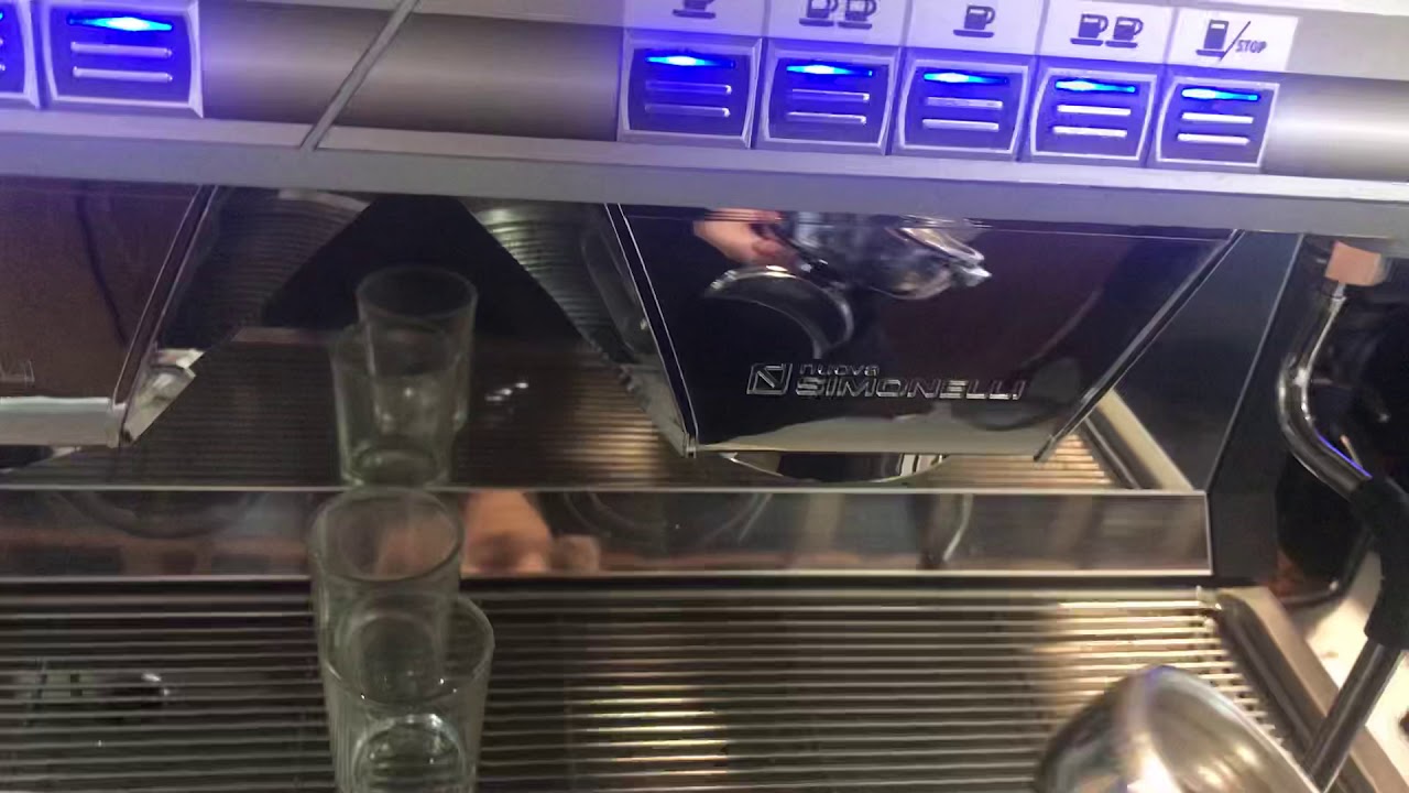 How to Make espresso Nuova Simonelli Appia 2 (Dubai coffee)