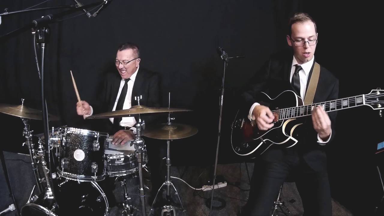 Don't Get Around Much Anymore - Michael Drost Jazz