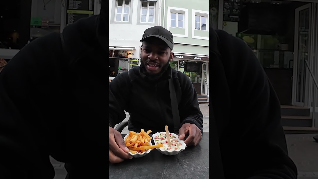 Я попробовал лучшую карривурст Саарбрюккена (лауреат премии) 🇩🇪