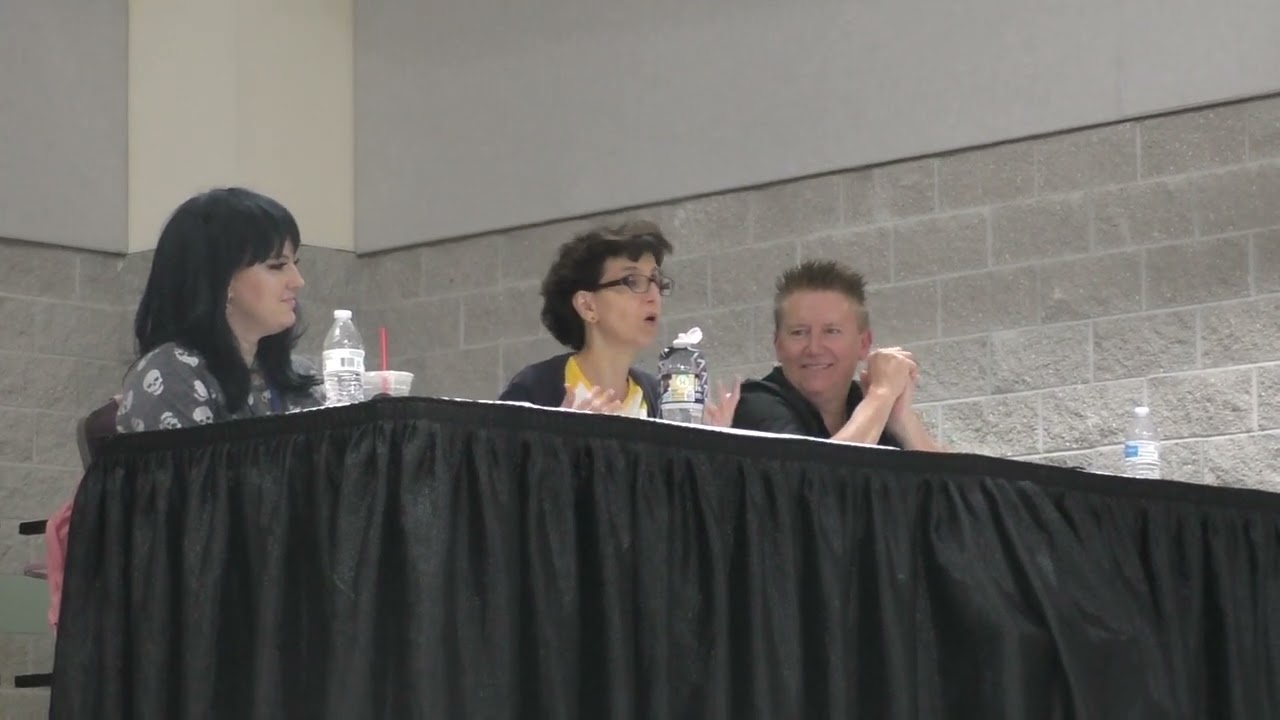 TigerCon2022 Voice actors Guest panel with Spike Spencer, Tiffany Grant and Kira Buckland.
