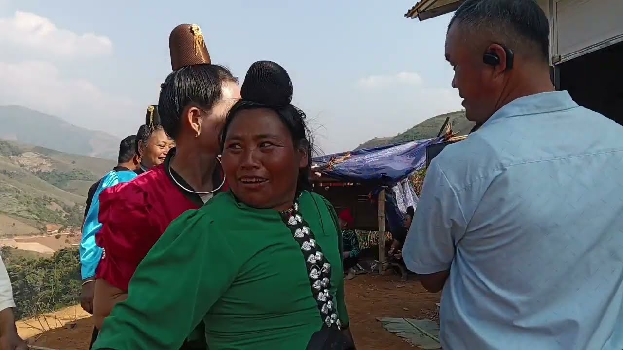 Cô chơ rất vui vẻ mọi người ơi 