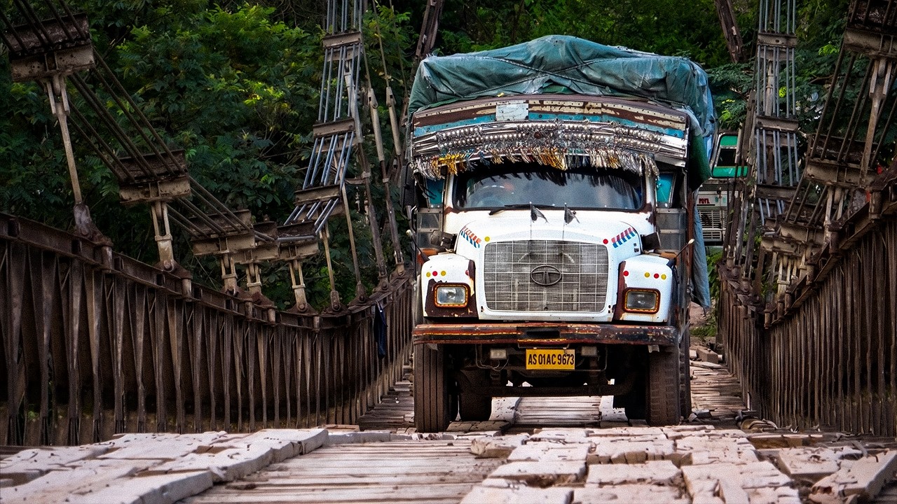 India&rsquo;s Most Dangerous Border Roads
