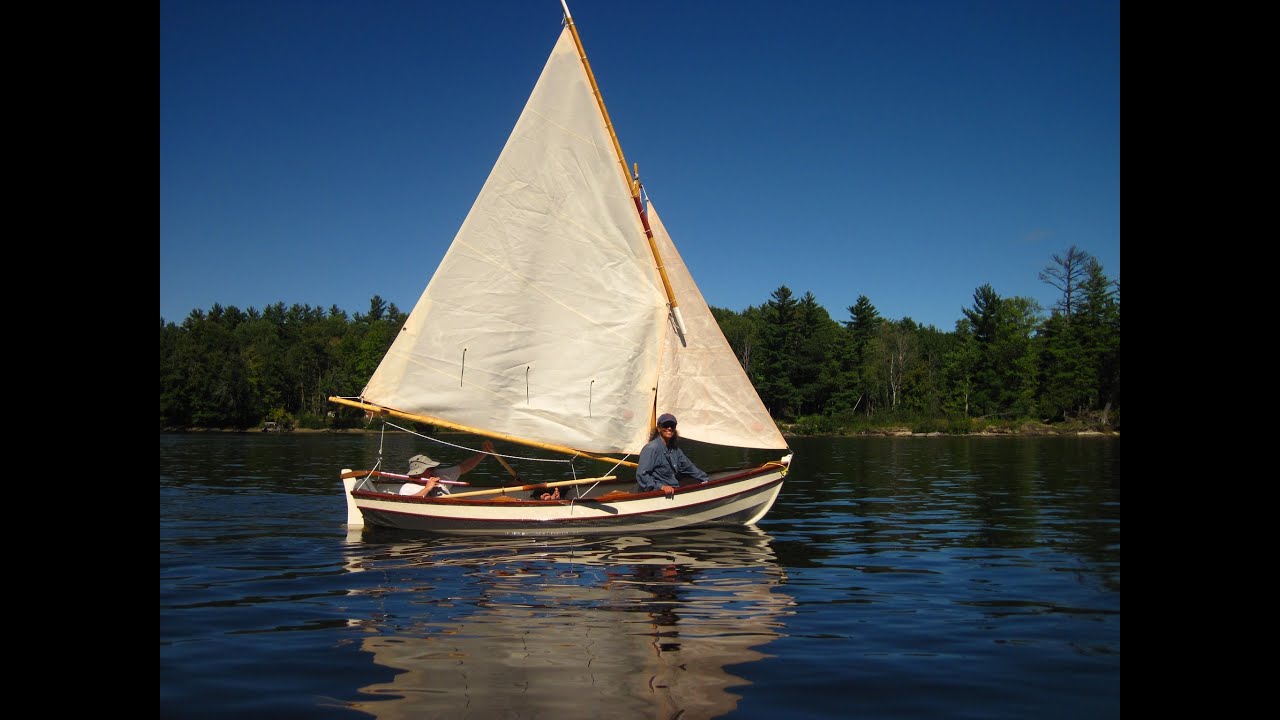 Простая ночевка на лодке Pooduck Skiff Waupoos — та, что с жирным моржом.