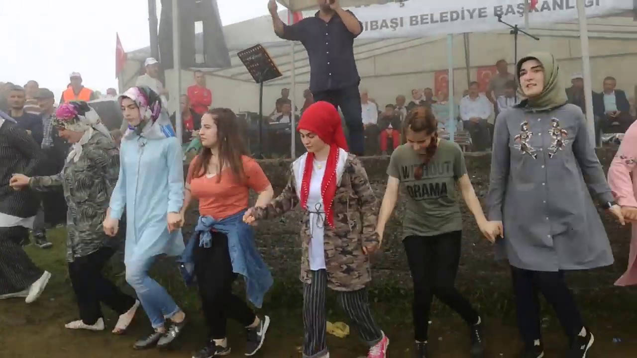 Horon Engin Ata Kaldırım Yayla Şenliği 2018 Yaylada Süper horon Trabzon Çarşıbaşı