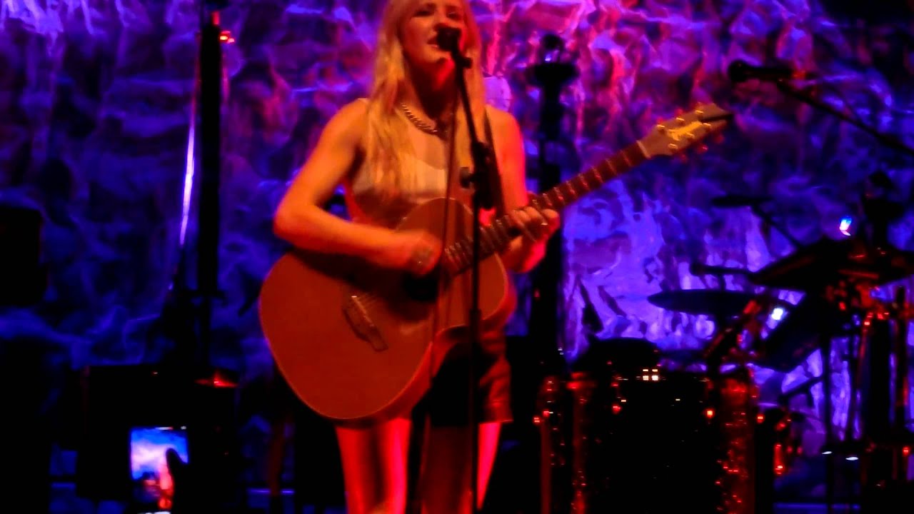 Ellie Goulding - Guns and Horses (live @Vienna/Gasometer) 25.04.13