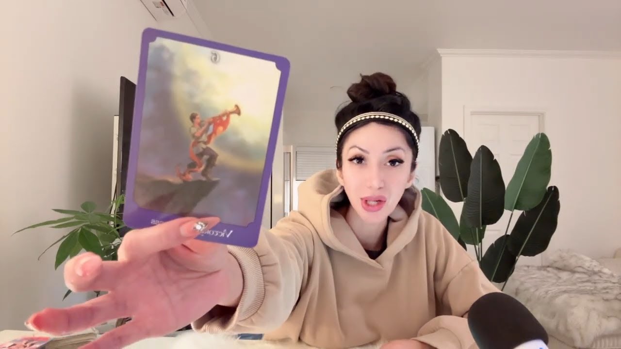 LIBRA 😬  &ldquo;THIS MIGHT SHAKE YOU&hellip; THEIR NEXT MOVE ISN&rsquo;T WHAT YOU EXPECT&rdquo; DEC 24-31