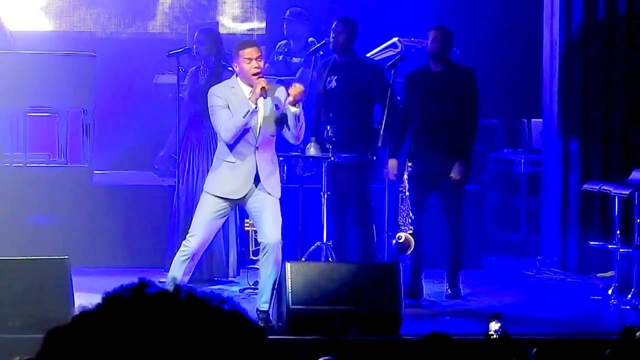Maxwell - This Womans Work live Sydney Australia 2016