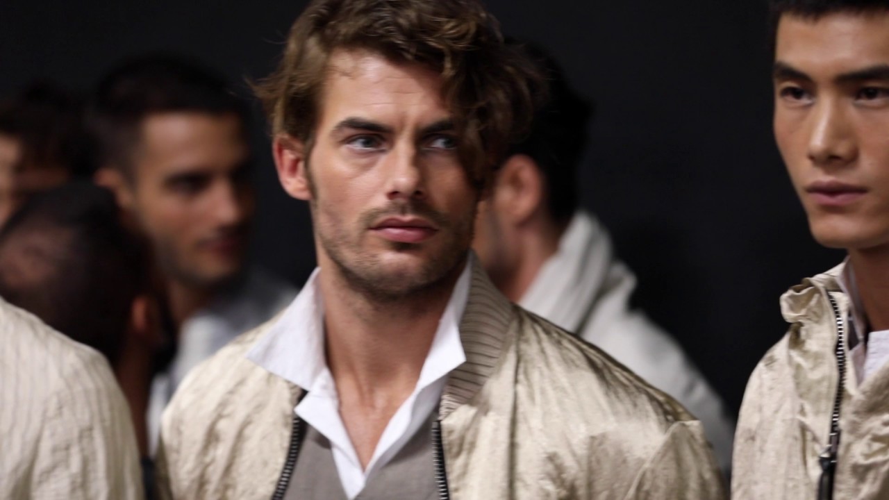 Giorgio Armani - 2018 Spring/Summer Men's Fashion Show Backstage