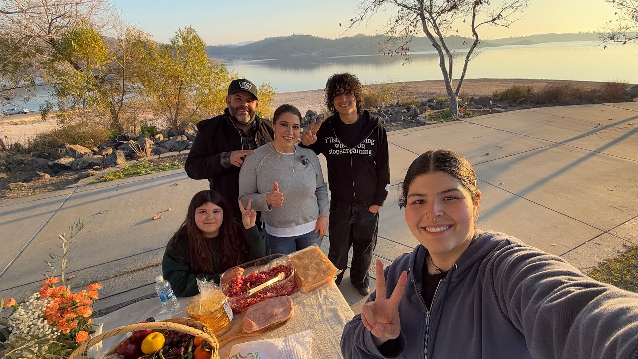 DIA DE CAMPO EN LA PRESA DISFRUTANDO DE UNA RICA ENSALADA DE CUERITOS!