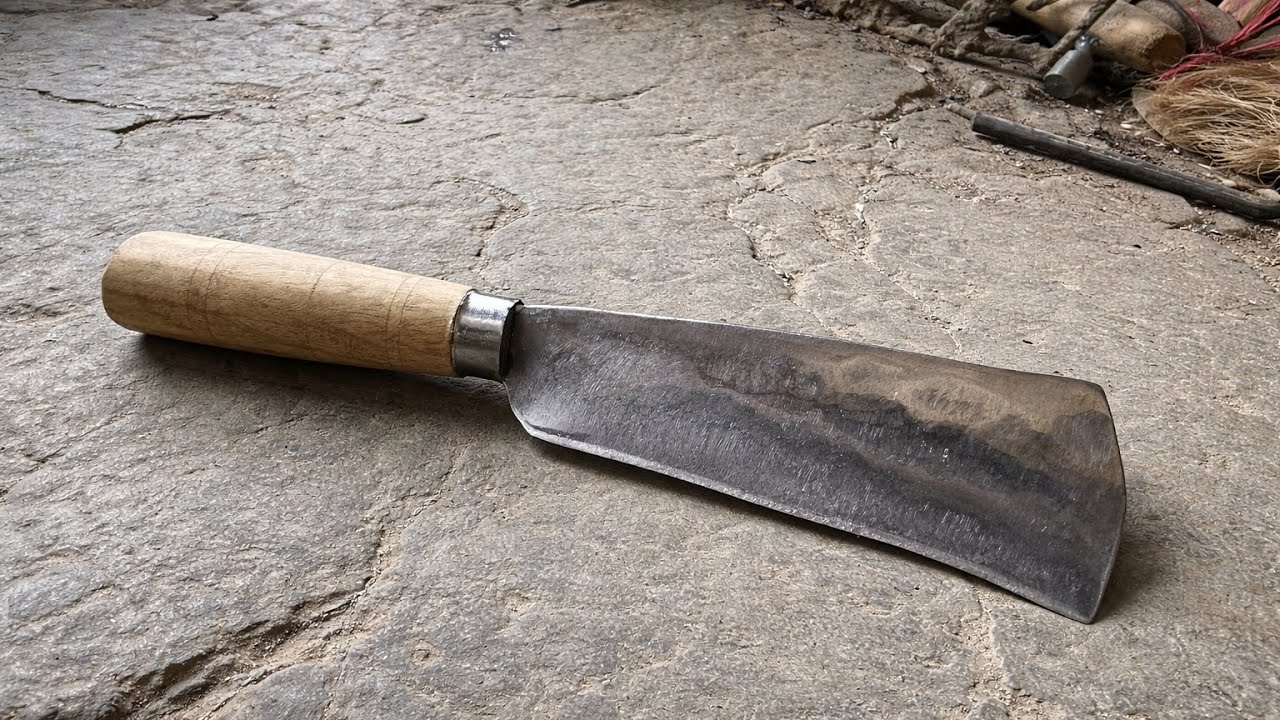 Making handmade bamboo tool from rusty leaf spring 