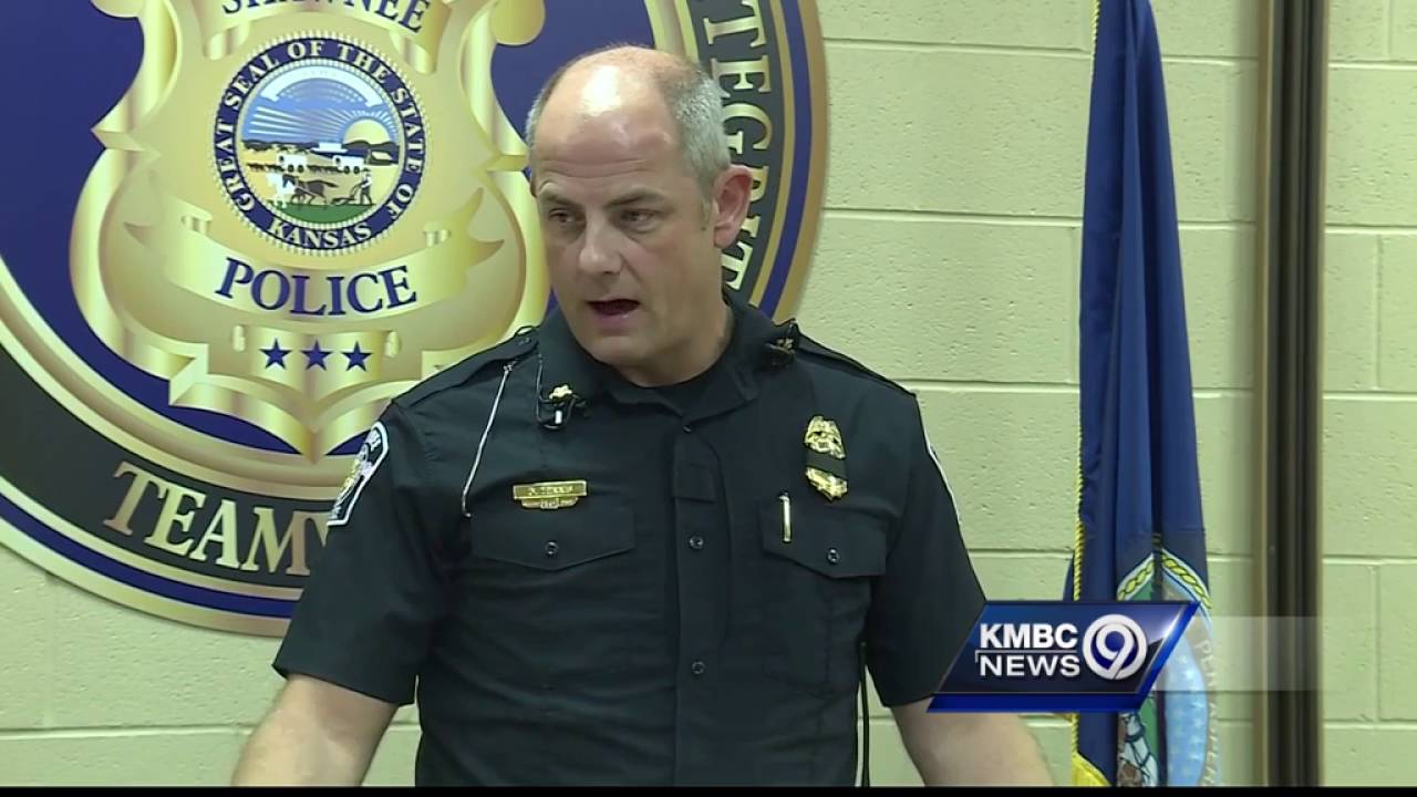 Police: Good Samaritan kills man attacking woman outside Shawnee Walmart