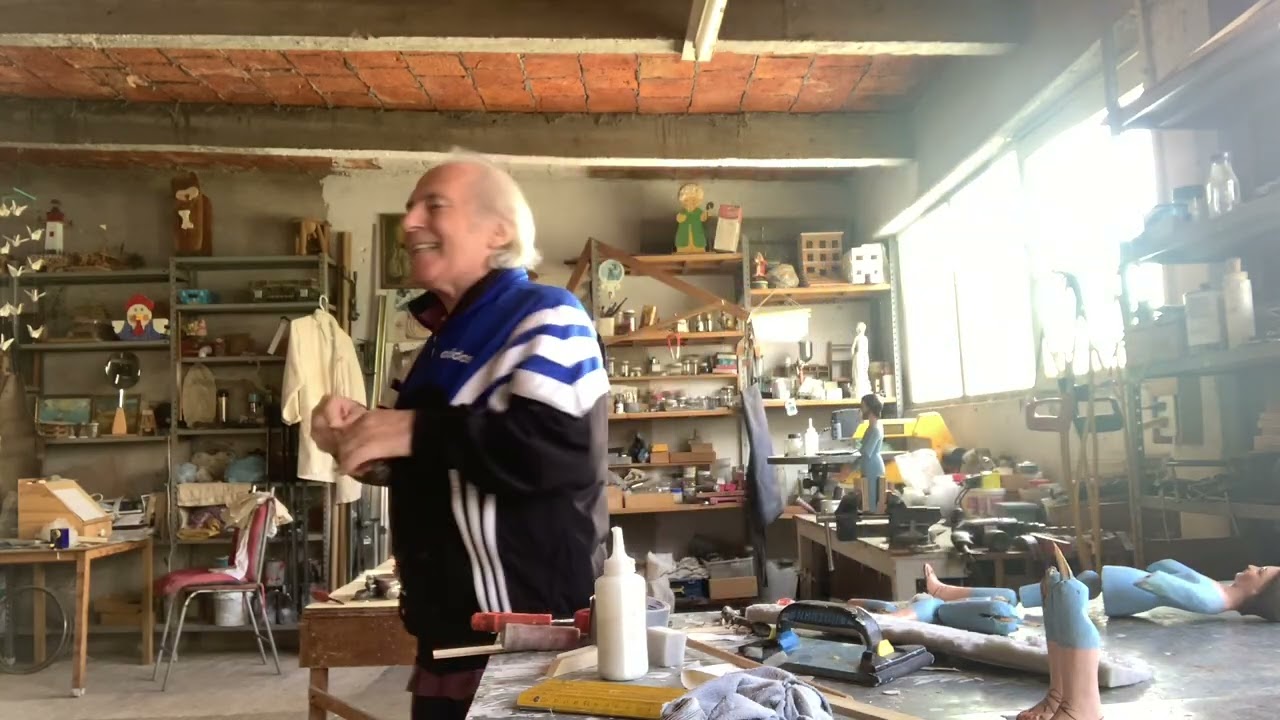 26 gennaio 2026 video 90 riparazioni di figure del presepe. In legno , ceramica, e plastica