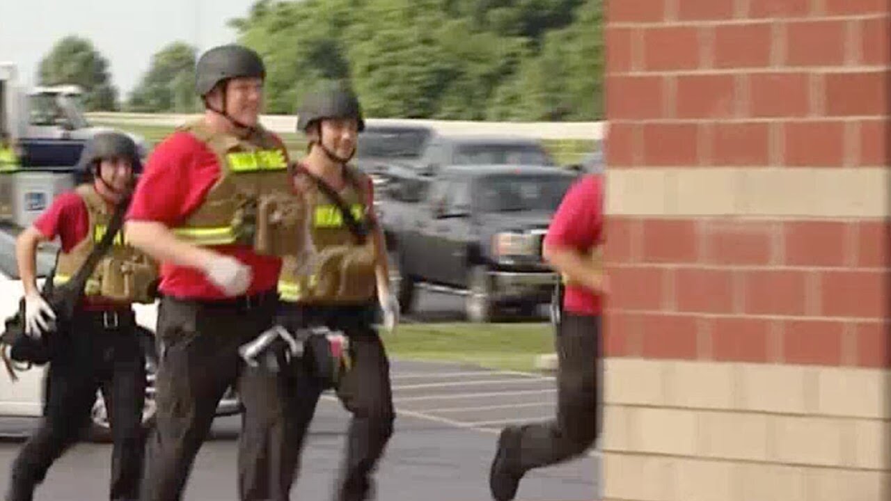 School leaders, police participate in active shooter drill in Nixa, Mo.