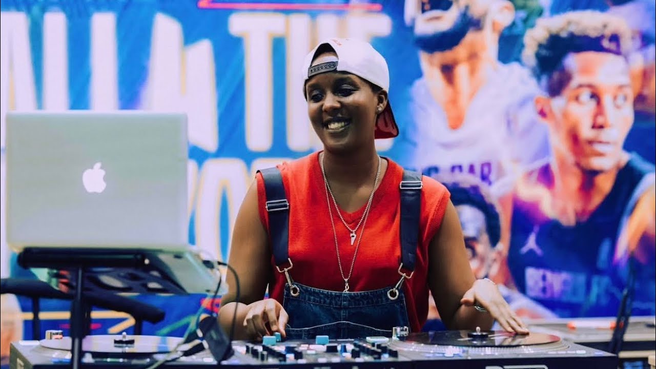 День с DJ_IRAA: «Он проводит для нас экскурсию по BK ARENA 🔥 // как IRAA готовит свое шоу // посе...