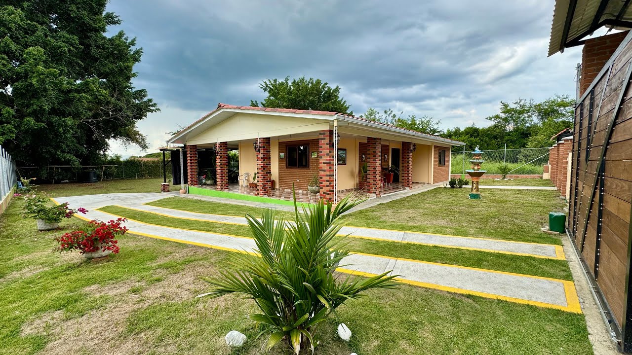 Hermosa casa campestre en venta en condominio cerrado - Santa Elena El Cerrito Valle Colombia