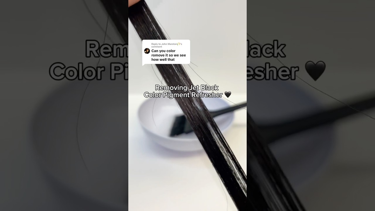 Using color remover on Jet Black dyed hair 🖤👩🏻 #pallure #colormask #jetblackhair