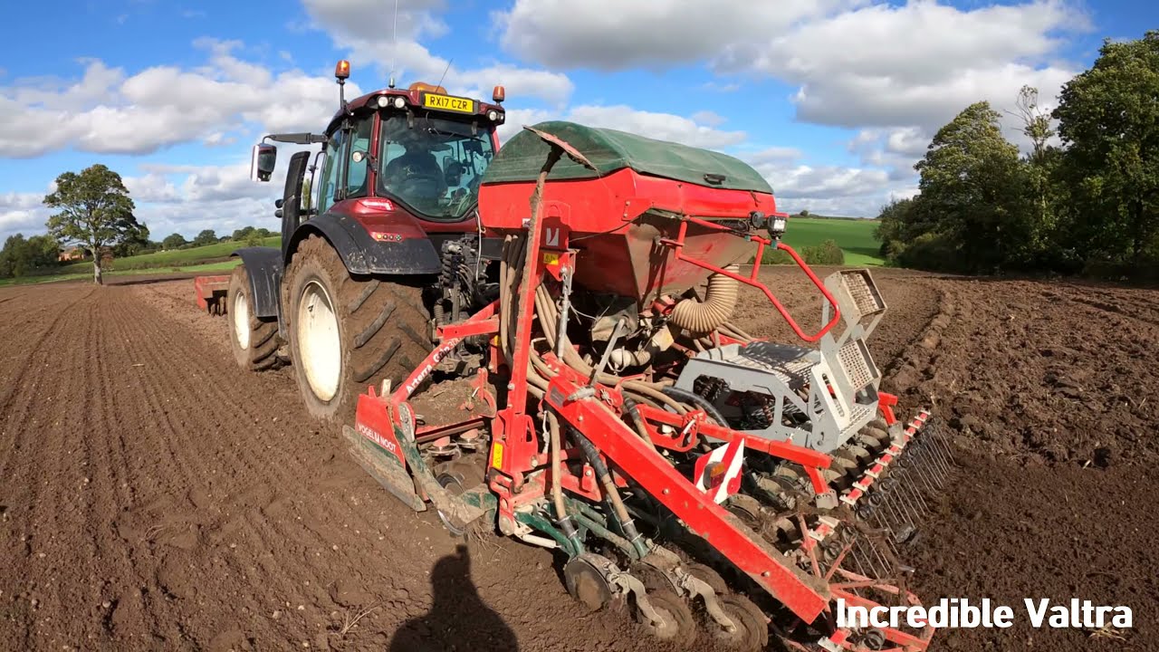 2017 Valtra T214 Direct 7.4 Litre 6-Cyl Diesel Tractor (215 / 230HP) with Vogel Seed Drill