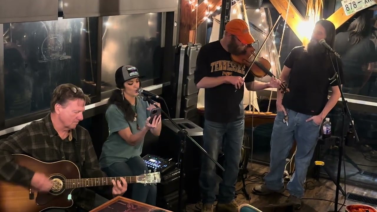 Acoustic Rebel Railroad performs Drive by Incubus at Nauti K’s. 