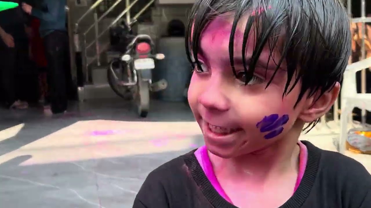 Holi chaos… 2026