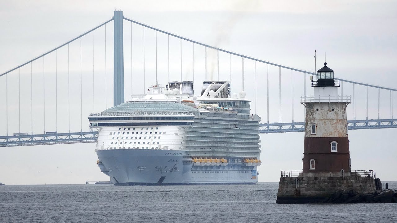 Oasis of the Seas Maiden Bayonne Arrival on August 18th, 2021 (4K)