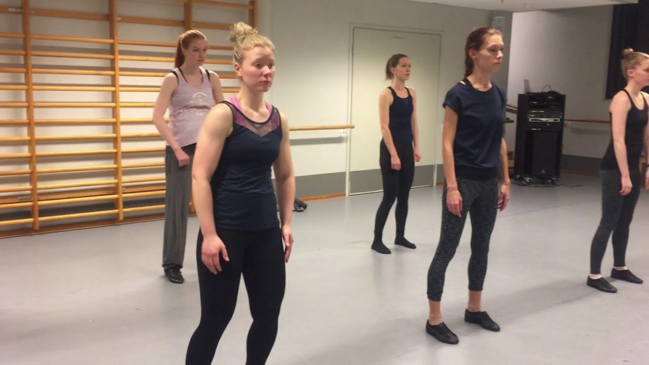 Ahjolan kansalaisopiston Showjazz-kurssi 2019
