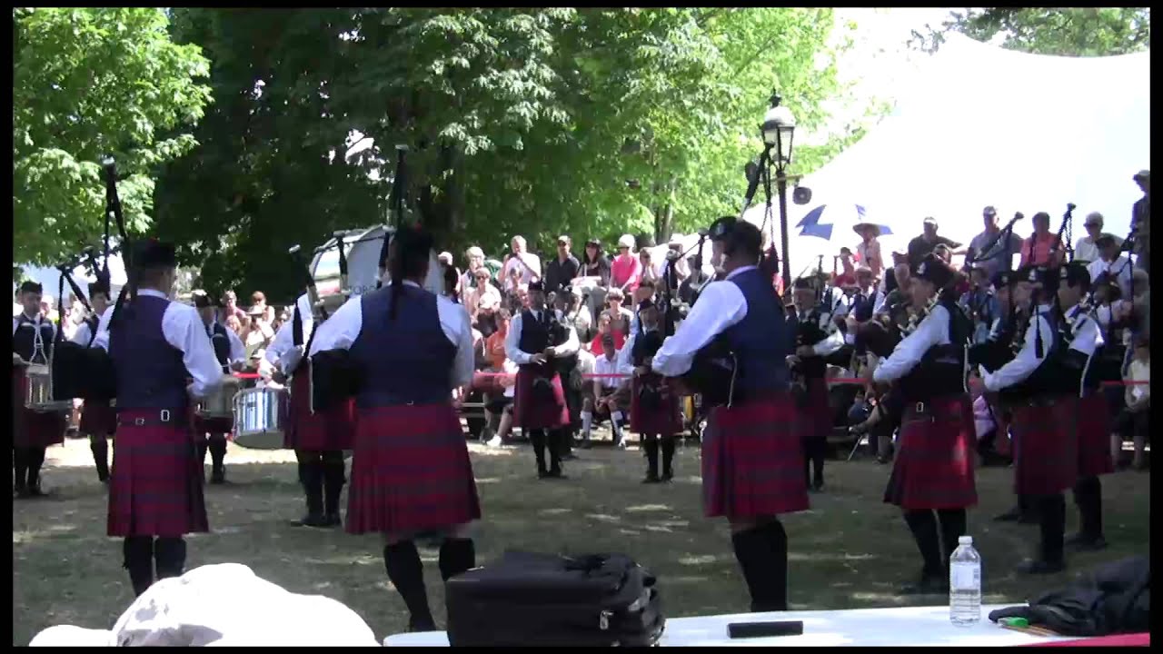 Toronto Police Pipe Band, Kincardine 2012