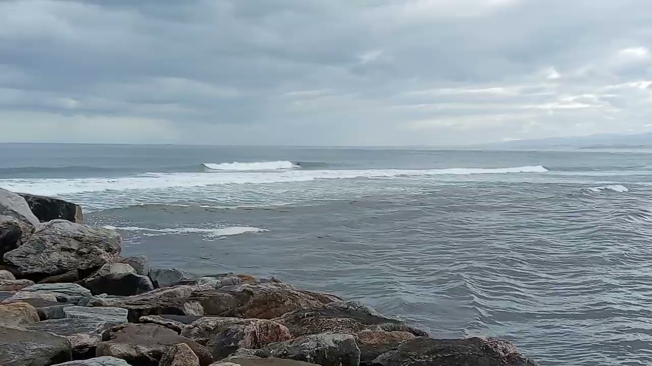 Enjoy the sea in Foz Lugo- Spain Cantabric sea